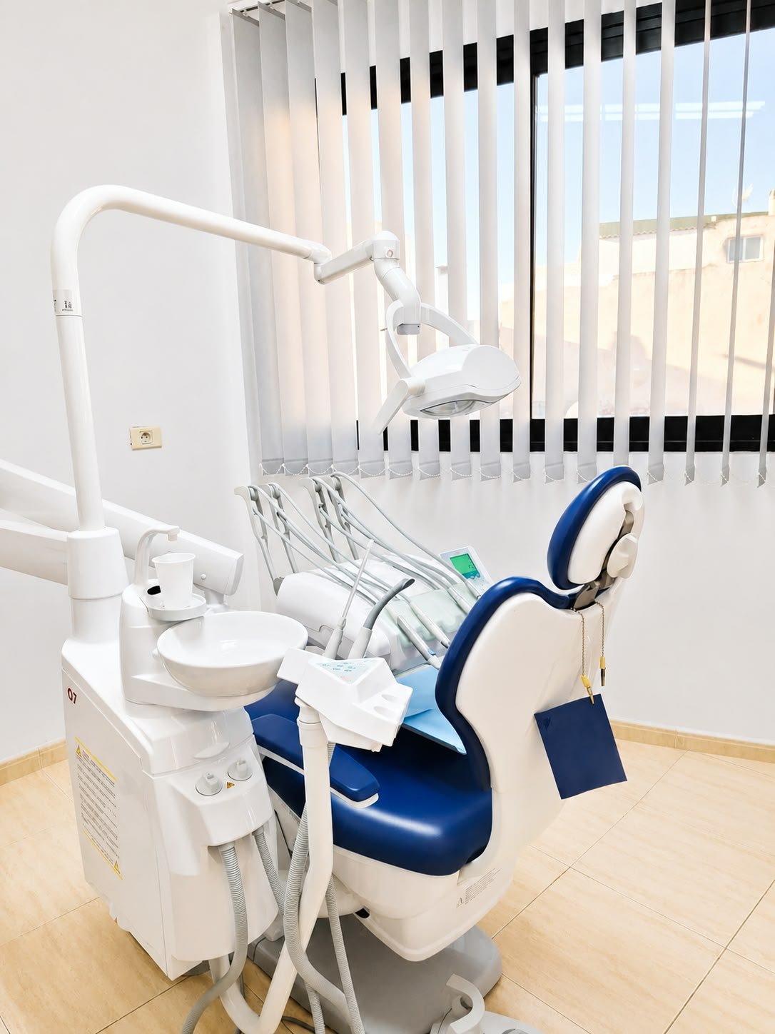 Sillón dental de un gabinete de Clínica Scherba